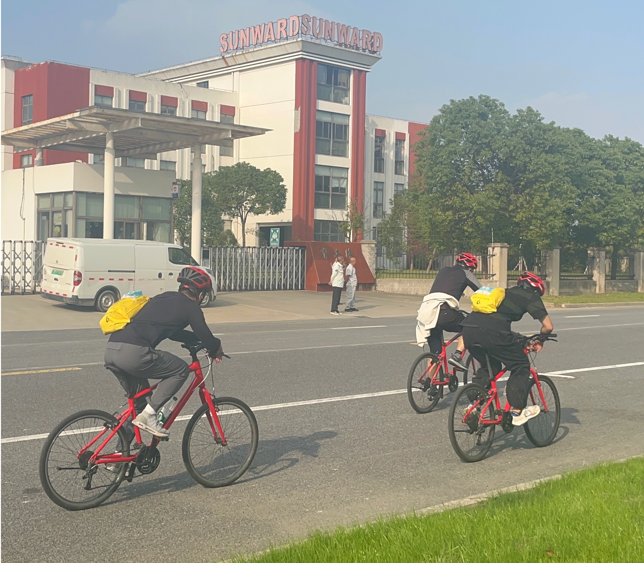 سورج کی صنعتی: پہیے کے ساتھ کیمیائی زون کی پیمائش کرنا ، سبز تصورات کو عملی جامہ پہنانا